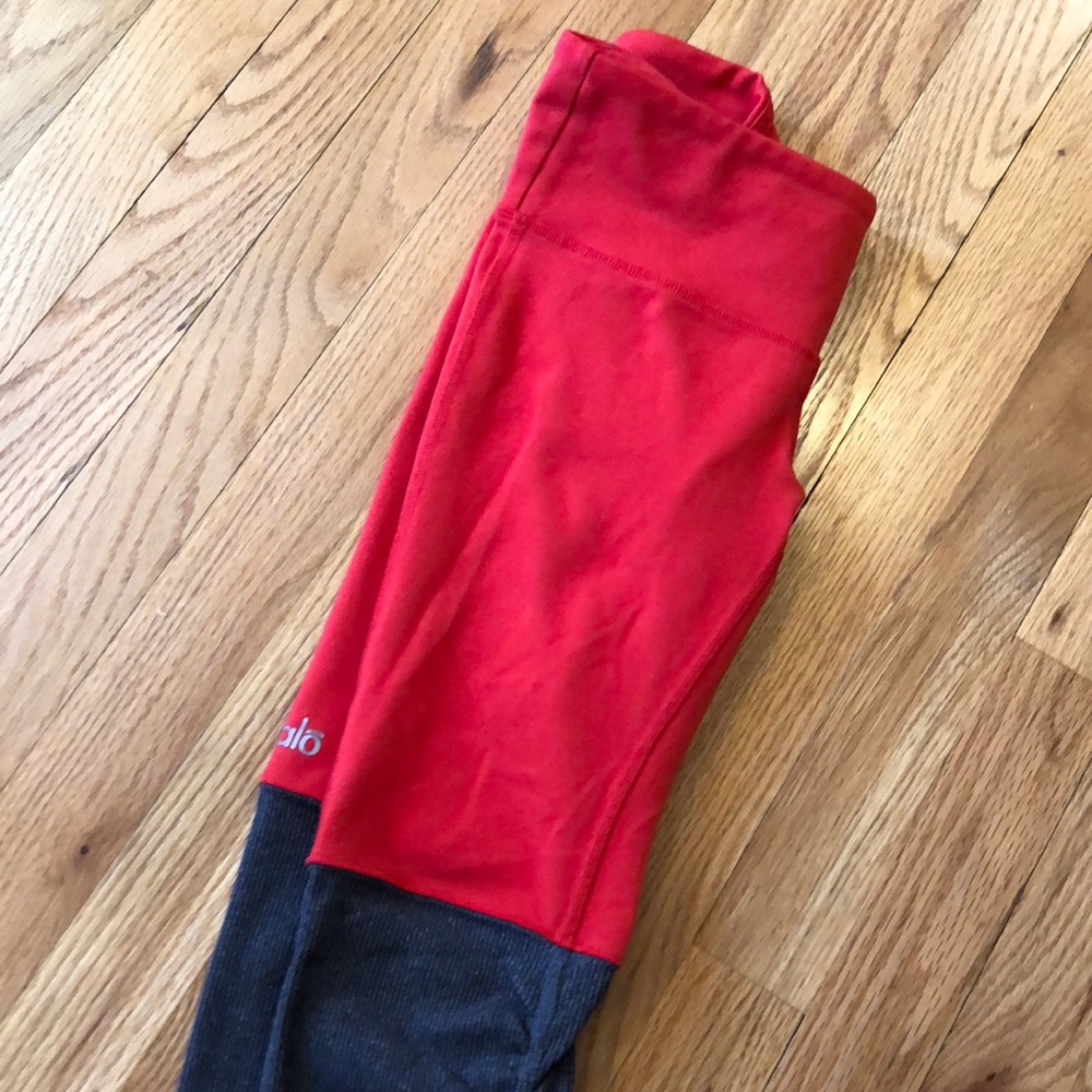 Alo Yoga leggings - size XS